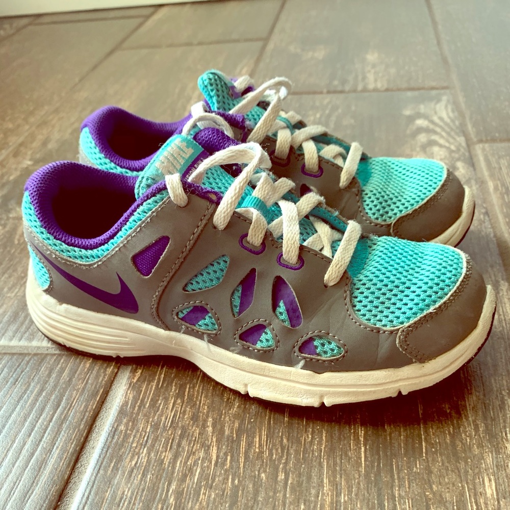 Girls Nike Fusion Run 2 Size 1Y